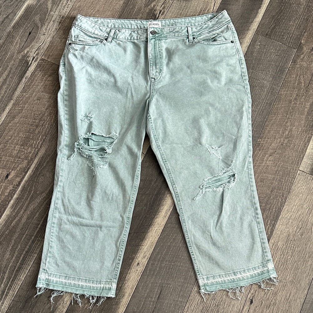 Maurices Light Mint Distressed Cropped Jeans
